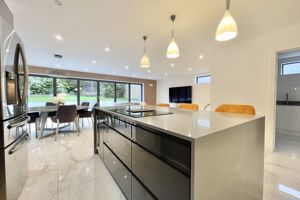 Photo 28- click for photo gallery